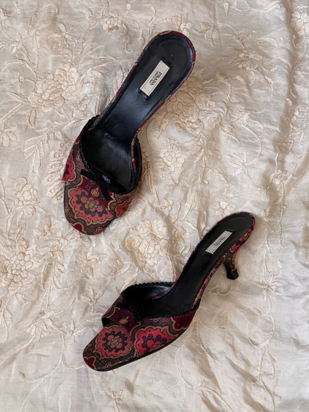 Vintage Prada tapestry Brocade Lurex Arabesque Slip-On kitten heel Mule y2k